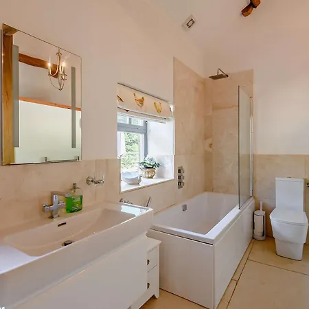 2 Bed In Helmsley 93098 Holiday home *