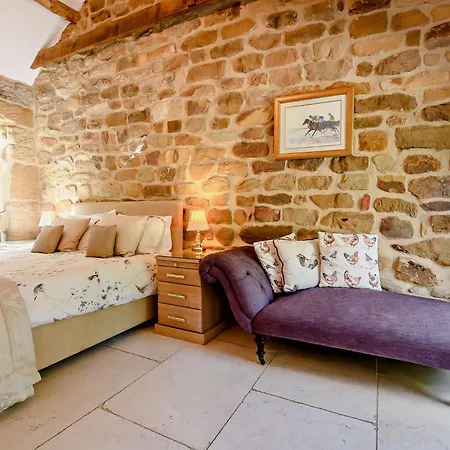 Holiday home 2 Bed In Helmsley 93098 Chop Gate