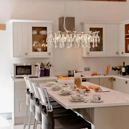 2 Bed In Oc-93098 Holiday home Chop Gate