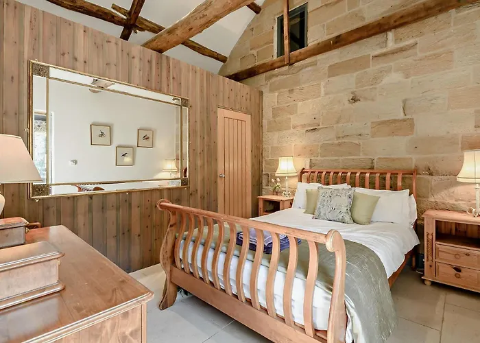 2 Bed In Oc-93098 Holiday home