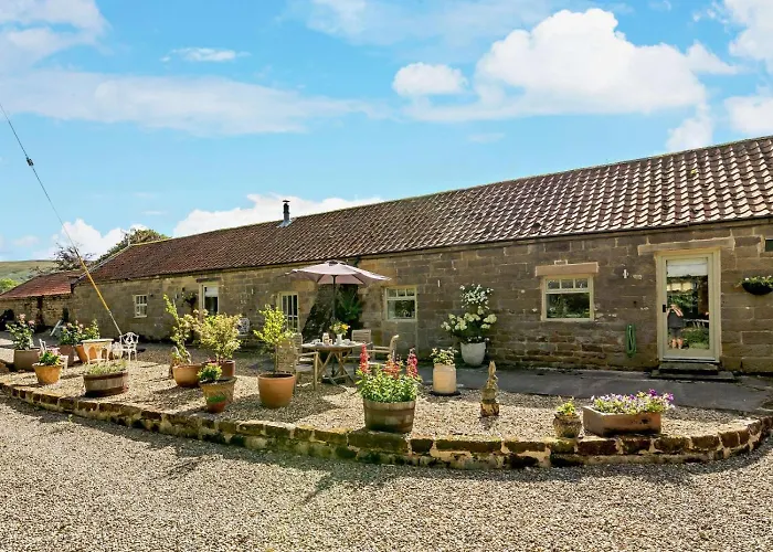 2 Bed In Oc-93098 Holiday home *