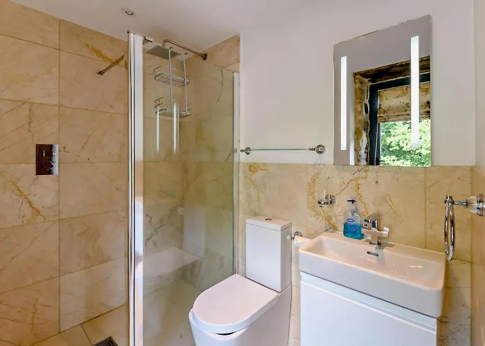 2 Bed In Oc-93098 Holiday home